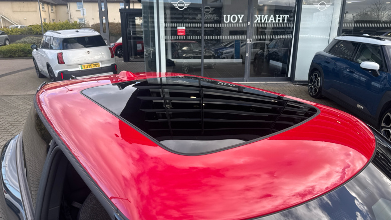 MINI Cooper 160kW SE Sport 54kWh 3dr Auto Electric Hatchback